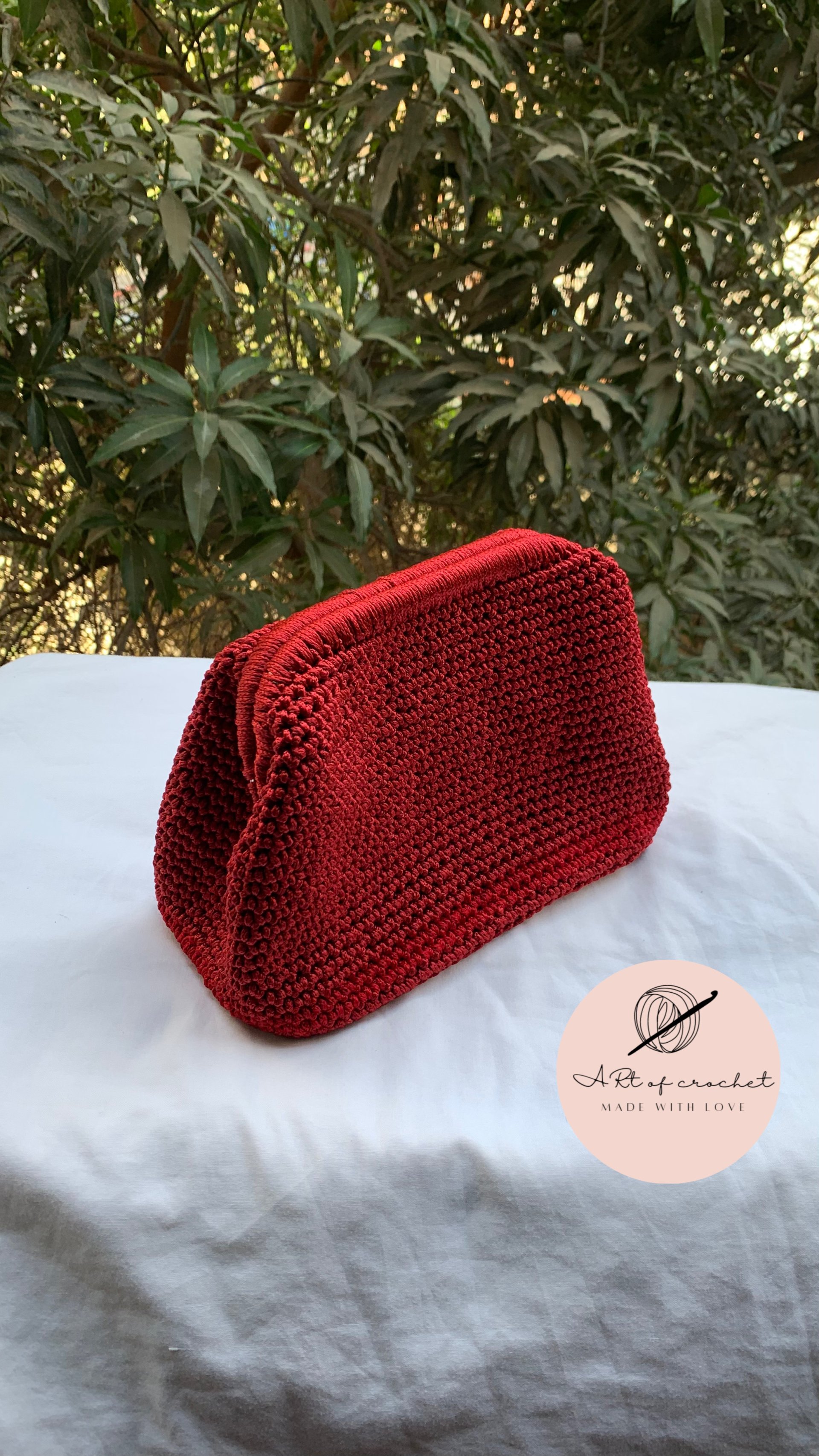 Crochet clutch