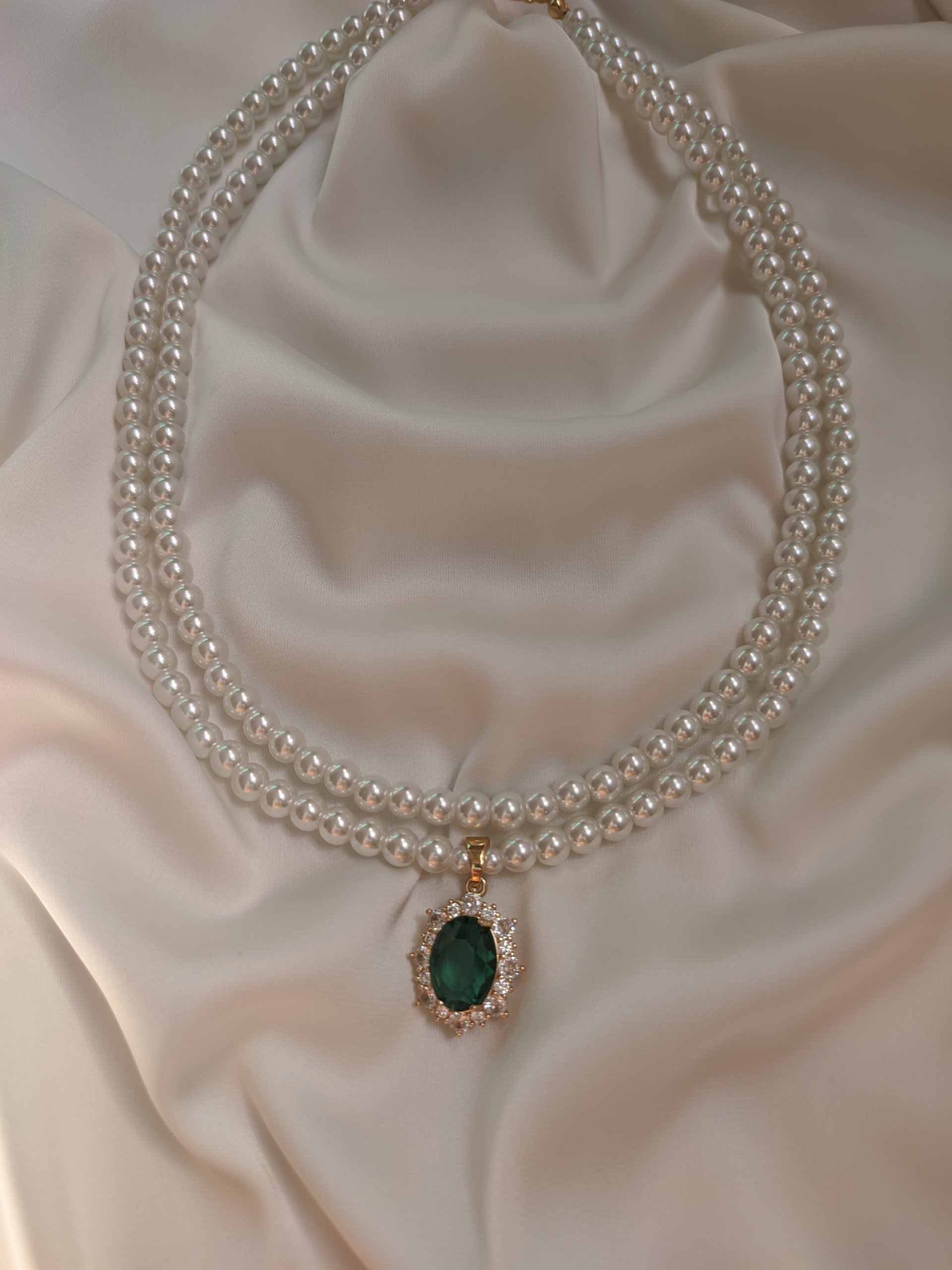 Royal Emerald necklace