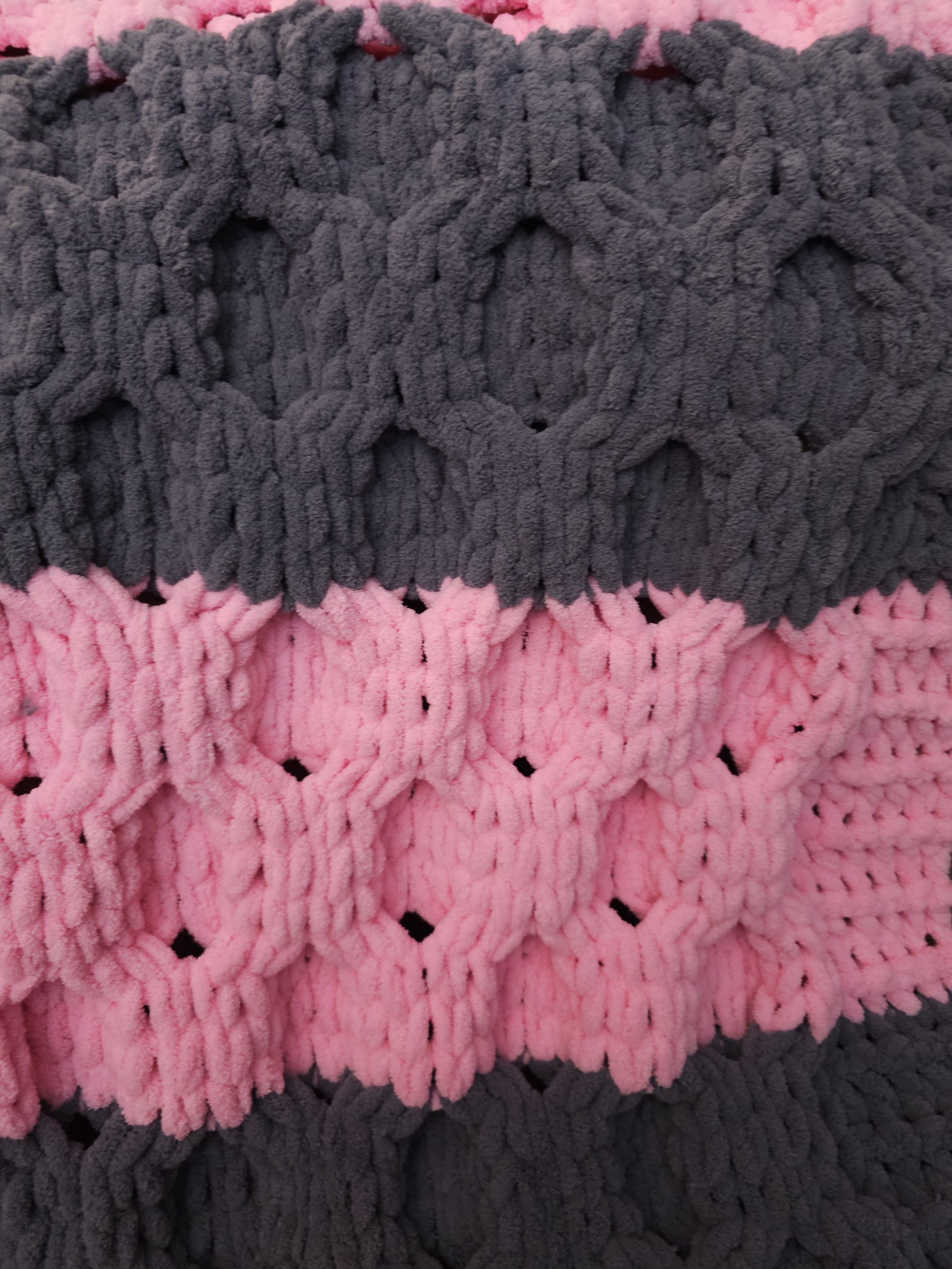 Honeycomb puffy blanket