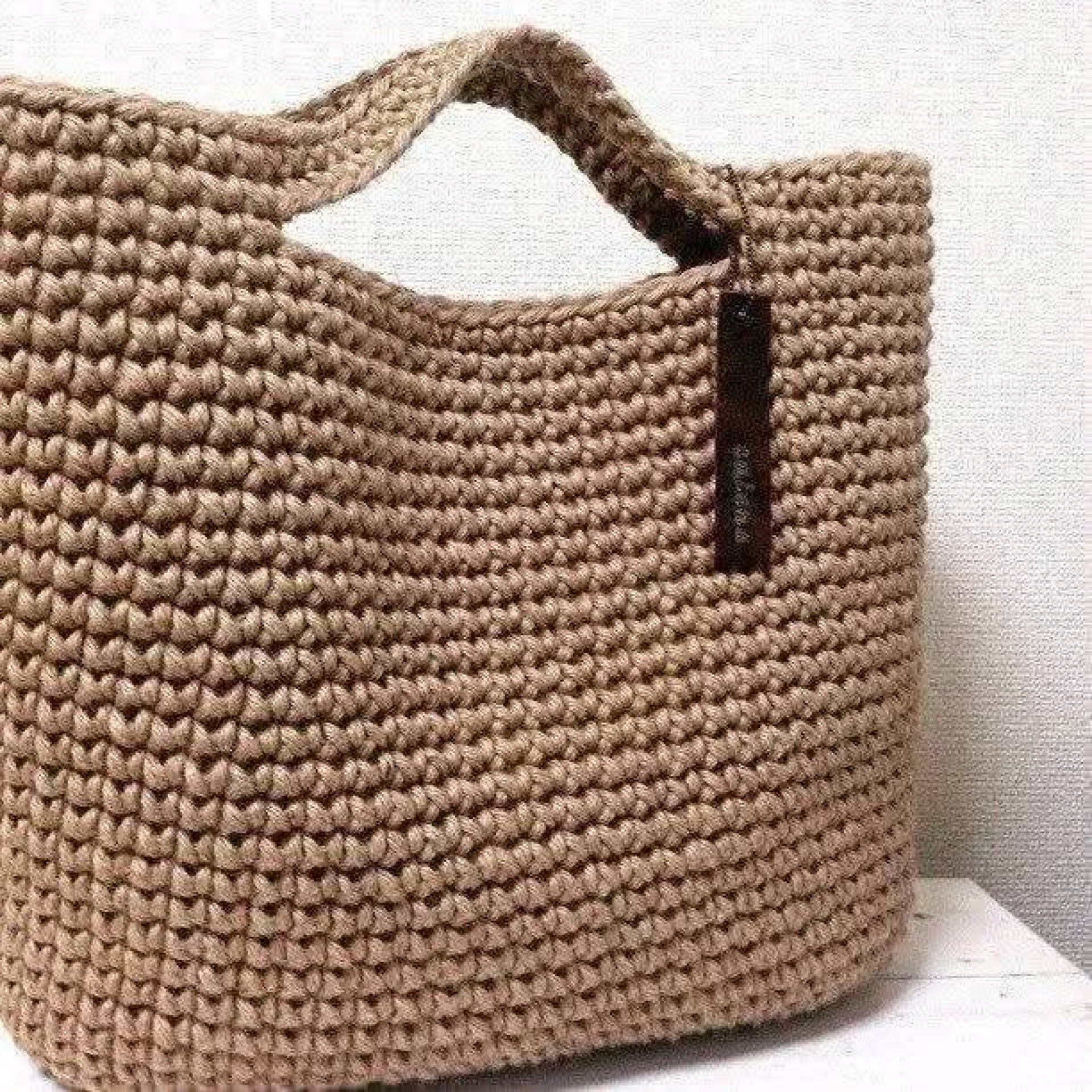 شنطه من خيوط الخيش
